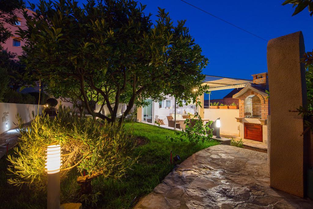 Villa Kamenica Komiza Exterior photo